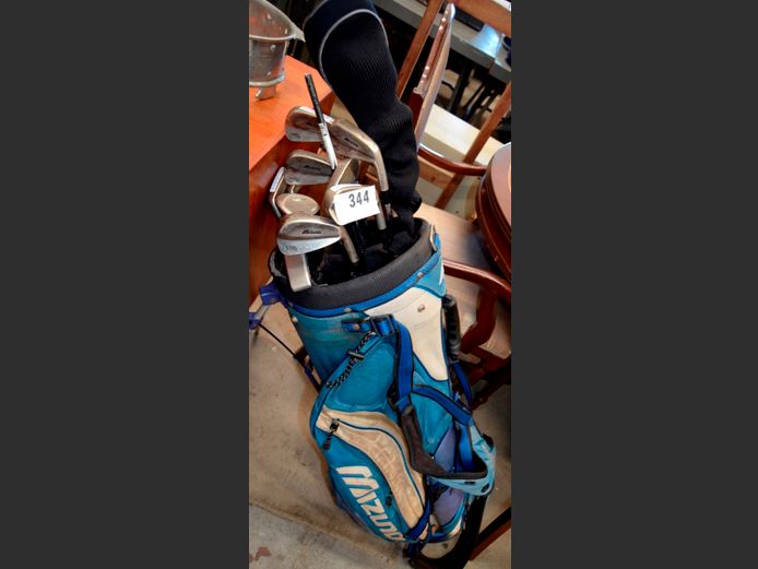 MIZUNO GOLF BAG WITH 11 CLUBS