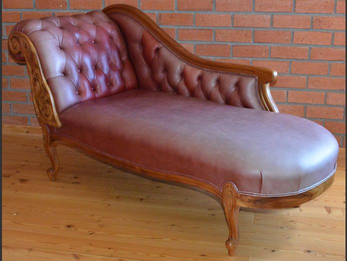 SATINWOOD & DARK RED LEATHER CHAISE LONGUE, 180 x 66cm [Sun bleached in places]