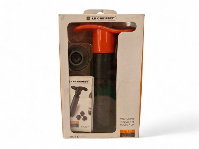 Le Creuset Wine Pump Set WA-137 