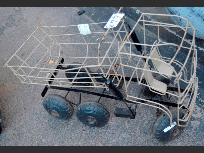 WIRE MESH TRUCK, 60 x 24 x 37cm