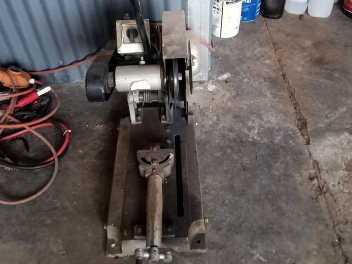 Grinder 3 Fase Mac Afric (Cut off grinder)