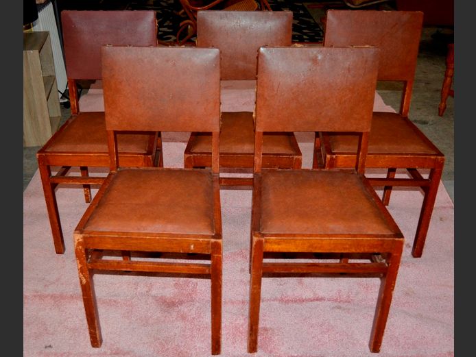 SET OF 5 TEAK & BROWN LEATHER DINING CHAIRS WITH STUD DETAIL