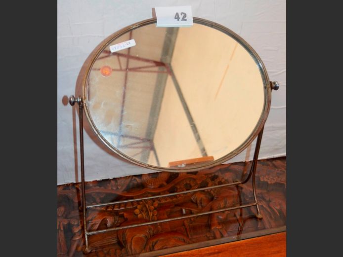 OVAL METAL FRAMED VANITY MIRROR, 40 x 13 x 43cm