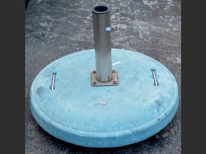 CONCRETE PATIO UMBRELLA STAND ON CASTORS, 60cm Diameter