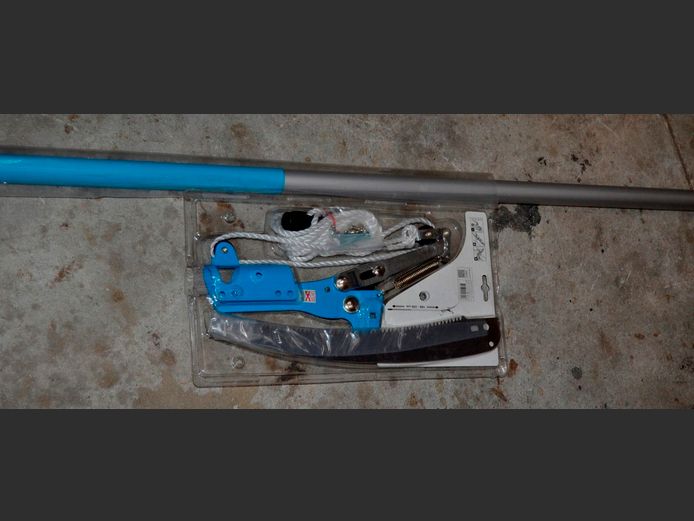 PRUNING SHEARS