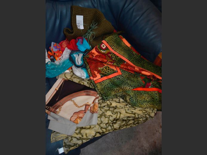 ASSORTED SCARVES