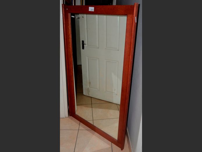 OAK FRAMED MIRROR, 157 x 99cm