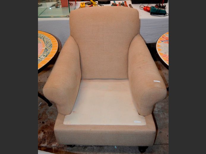 BEIGE UPHOLSTERED ARMCHAIR [Cushion needed, needs a clean]