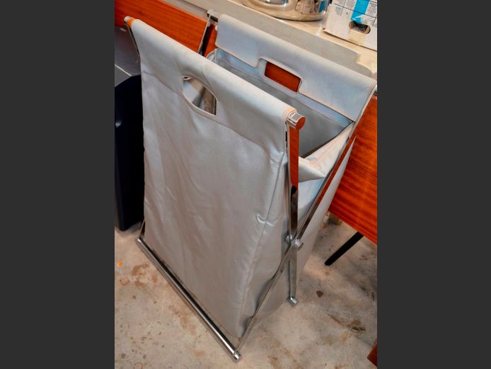 FOLDING LAUNDRY BASKET, 36 x 31 x 82cm