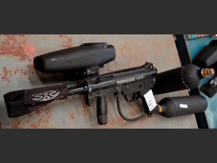 TIPPMANN A5 PAINTBALL GUN WITH ACCESSORIES [Untested]
