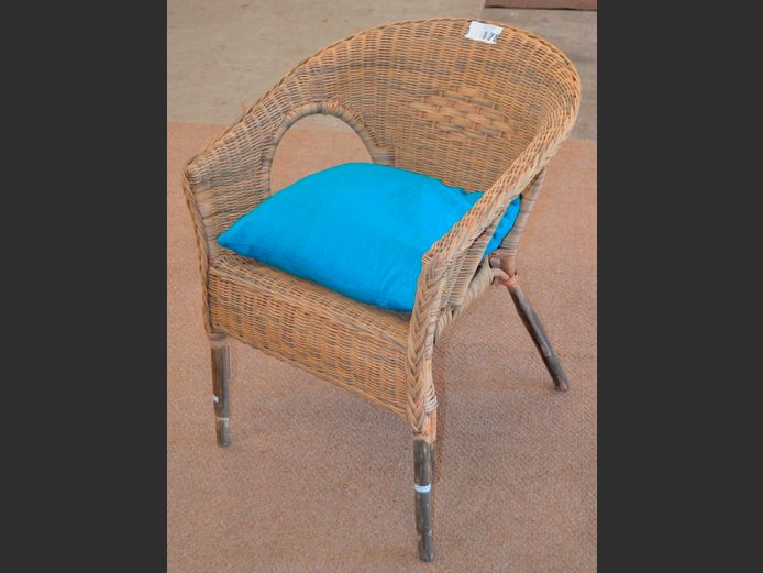WICKER ARMCHAIR WITH CUSHION