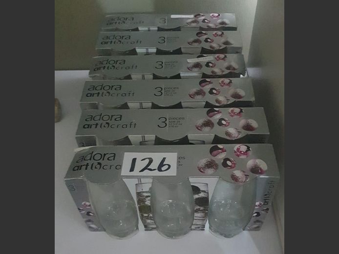 LOT: ART CRAFT GLASSES