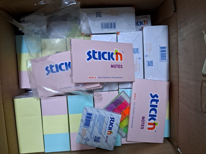 Sticky notes 