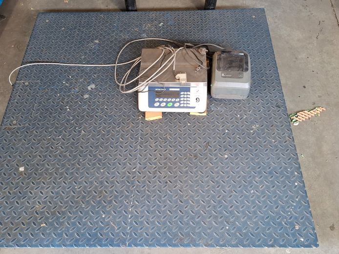 Floor scale, Mettler Toledo Scale & barcode printer