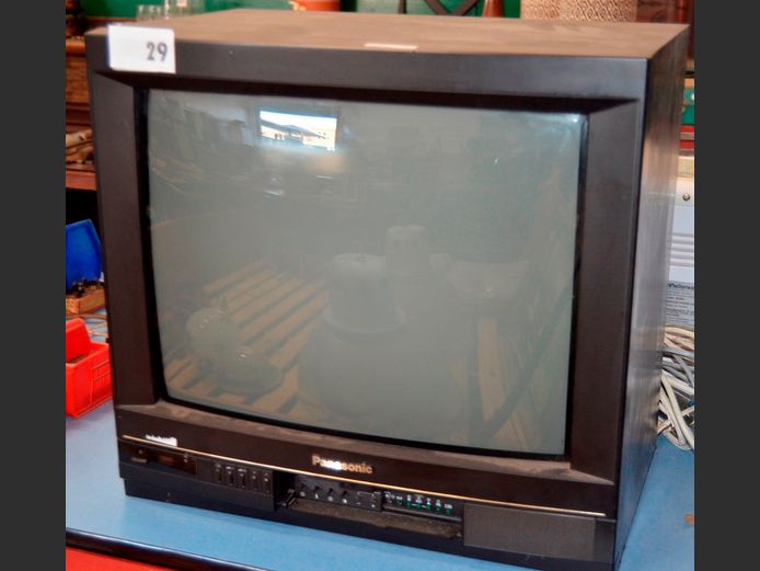 PANASONIC 54cm COLOUR TV [Switches on, untested further] ### LICENCE PLEASE ###
