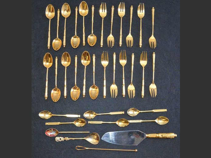 GOLD PLATE: SET OF 12 CAKE FORKS & TEASPOONS, CAKE LIFT, etc