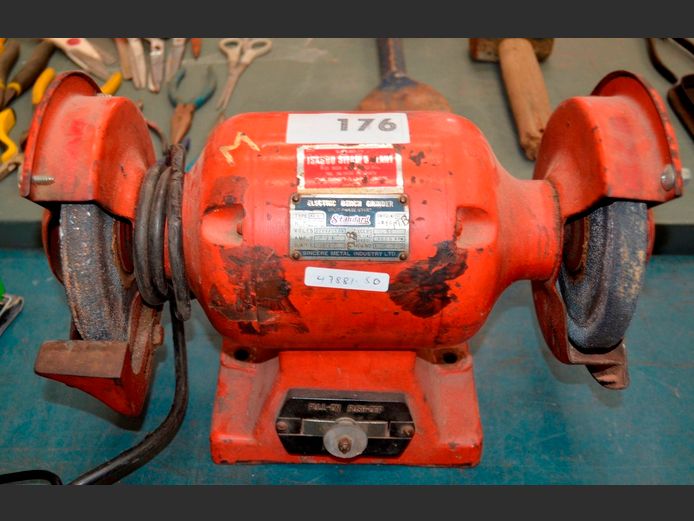 STANDARD ¼ HP DOUBLE WHEEL BENCH GRINDER [Switches on, untested further]