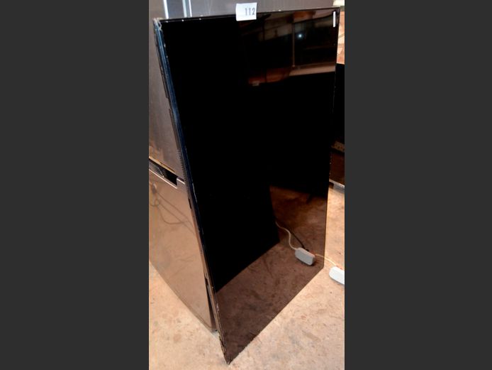 SAMSUNG 55" TV [Untested, Screen cracked] ### LICENCE PLEASE ###