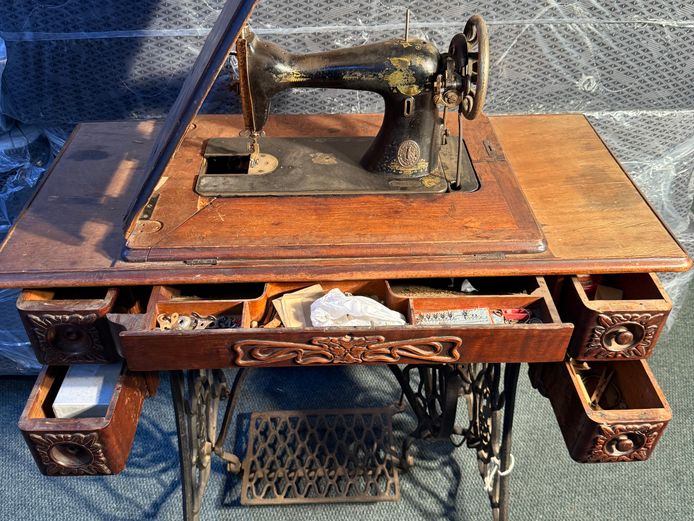 Singer Sewing Machine on Original Table 