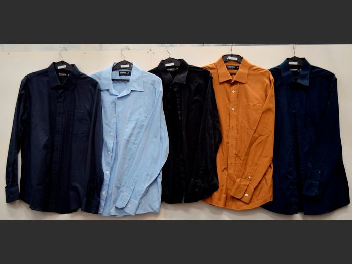 WOOLWORTHS: LOT OF 5 MEN'S SHIRTS [Sizes Medium, 41 & 44]
