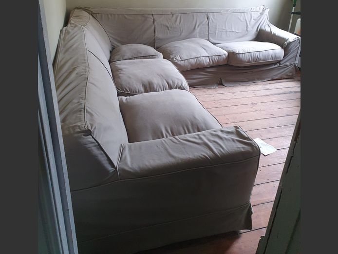 BEIGE CORICRAFT SLIP COVER L-SHAPED LOUNGE SUITE, 290 x 290cm