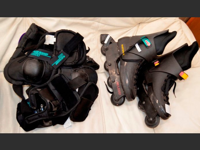 PAIR BLADE RUNNER PRO 2000 ROLLER BLADES, KNEE PADS, etc