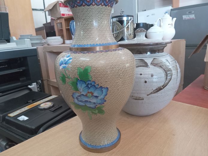 Decorative vase