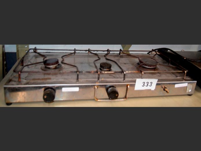 3-BURNER GAS STOVE, 59 x 28 x 6cm [Untested, 1 knob needed]