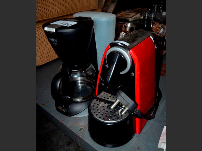 SIENNA COFFEE LUX ESPRESSO MAKER & A SALTON ELITE COFFEE PERCOLATOR [Switch on]