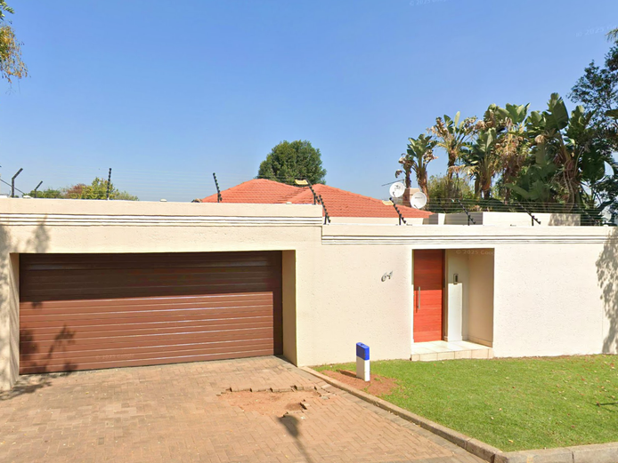 3 BEDROOM HOUSE WITH FLATLET, PARKHURST, JOHANNESBURG