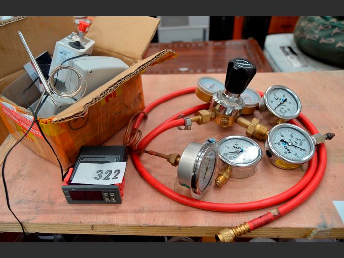 PRESSURE GAUGES, REFRIGERATION CONTROLLERS, THERMOSTATS, etc