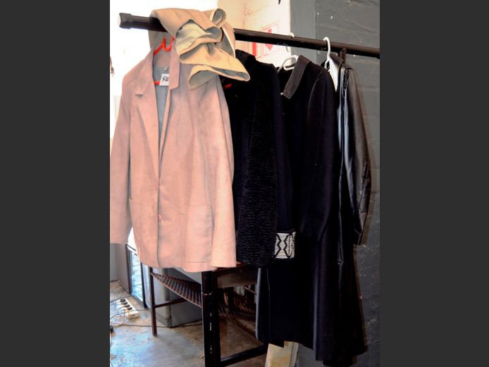 LOT OF 6: LADIES JACKETS