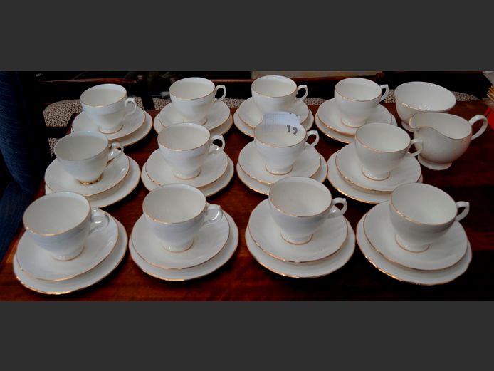 SET OF 12 QUEEN ANNE TRIOS WITH MATCHING CREAMER & SUGAR BOWL