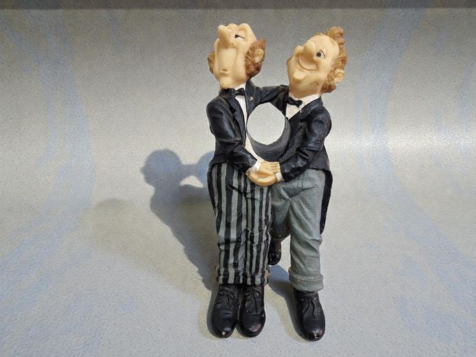 Novelty Dumb Waiter Resin Figurine Wine Bottle Holder