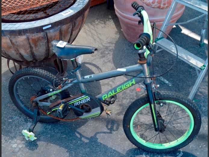 RALEIGH 8" CHILDREN'S BIKE [Chain rusted]