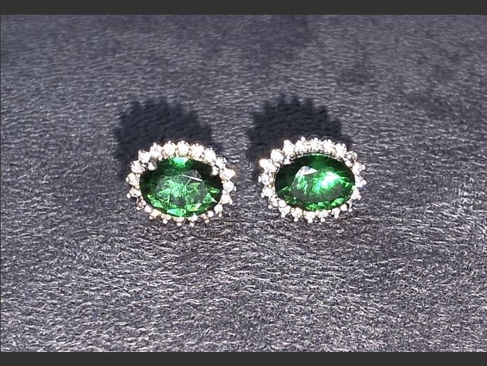 PAIR EMERALD EARRINGS 4.1CT 