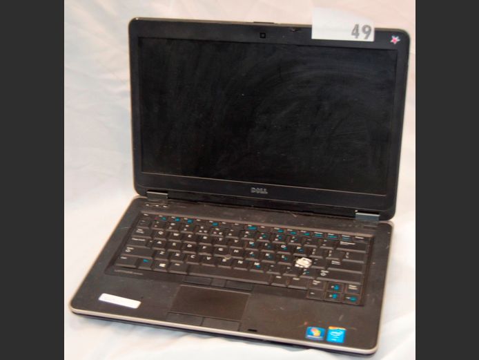 DELL LATITUDE E6440 LAPTOP [Untested, some keys loose]