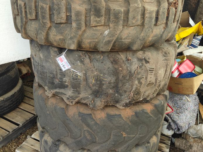 LOT TLB TYRES