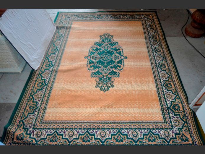 GREEN & BEIGE CARPET, 221 x 160cm