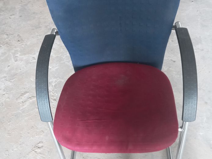 Blue and red office visitors chairs