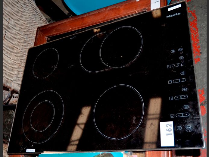 MIELE 4-PLATE GLASS TOP HOB, 76 x 50cm [Untested, no power cable]
