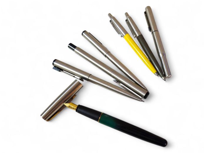Collection of Vintage Parker Pens & Pencils