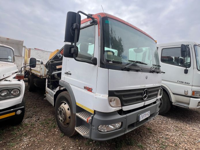 Mercedes Benz Atego 1523 Crane Truck