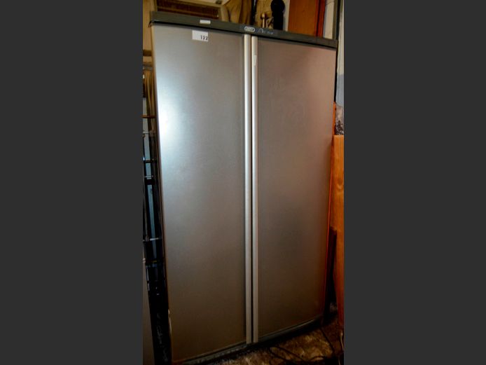 DEFY METALLIC FINISH SIDE-BY-SIDE FRIDGE FREEZER [Dead] [#: 420159082]