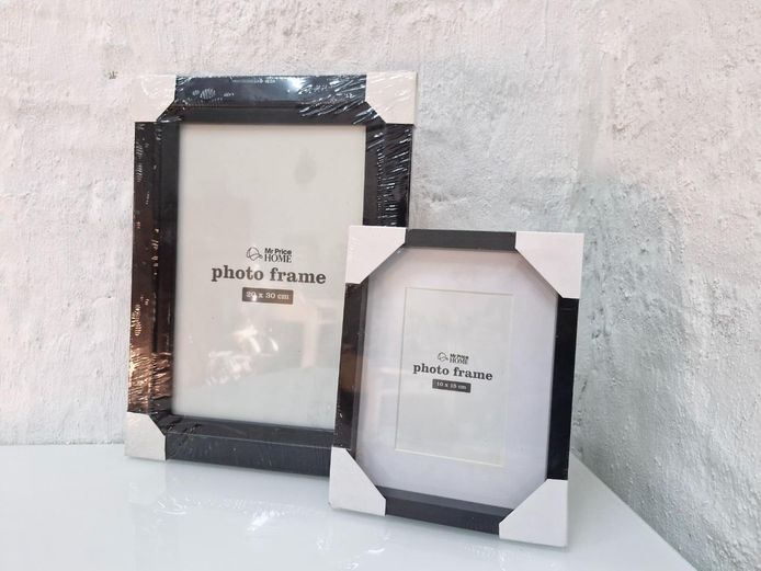 Set of 2 Mr Price Home Black Photo Frames 