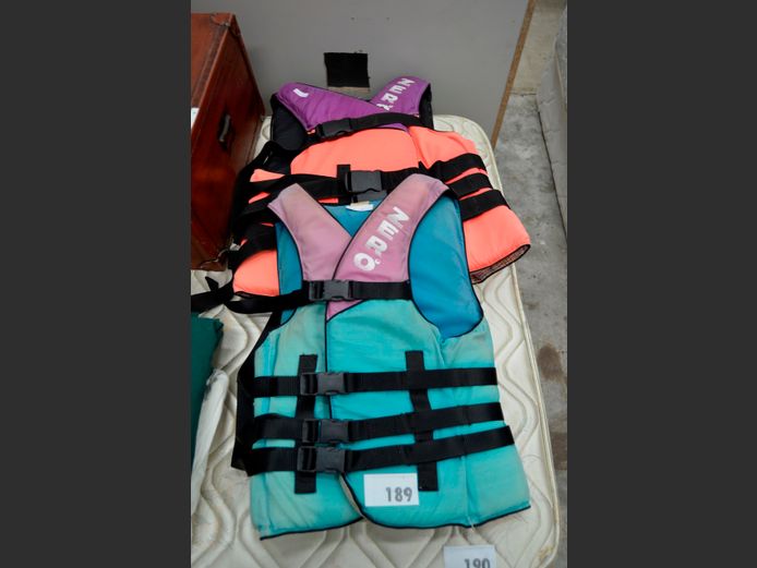 LOT OF 2: ZERO LIFE JACKETS