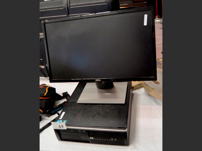 HP CORE i5 DESKTOP PC & A DELL 24" MONITOR [Switch on, Monitor cracked]