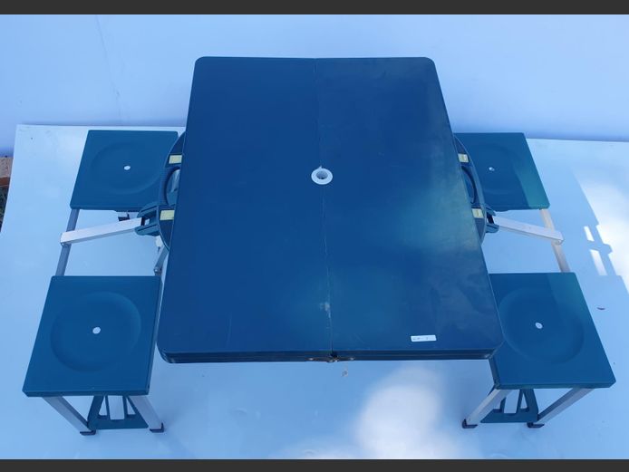 GREEN PLASTIC FOLDABLE CAMPING TABLE WITH BENCHES ATTACHED