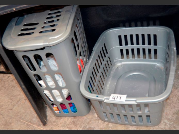 LOT OF 2: PLASTIC LAUNDRY BASKETS