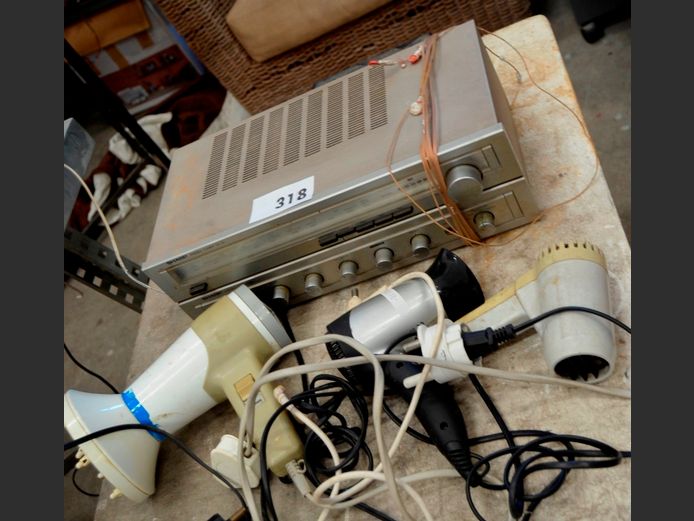 SHARP STEREO AMPLIFIER & 3 HAIRDRYERS [Untested]